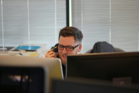 Téléphone : contactez-nous